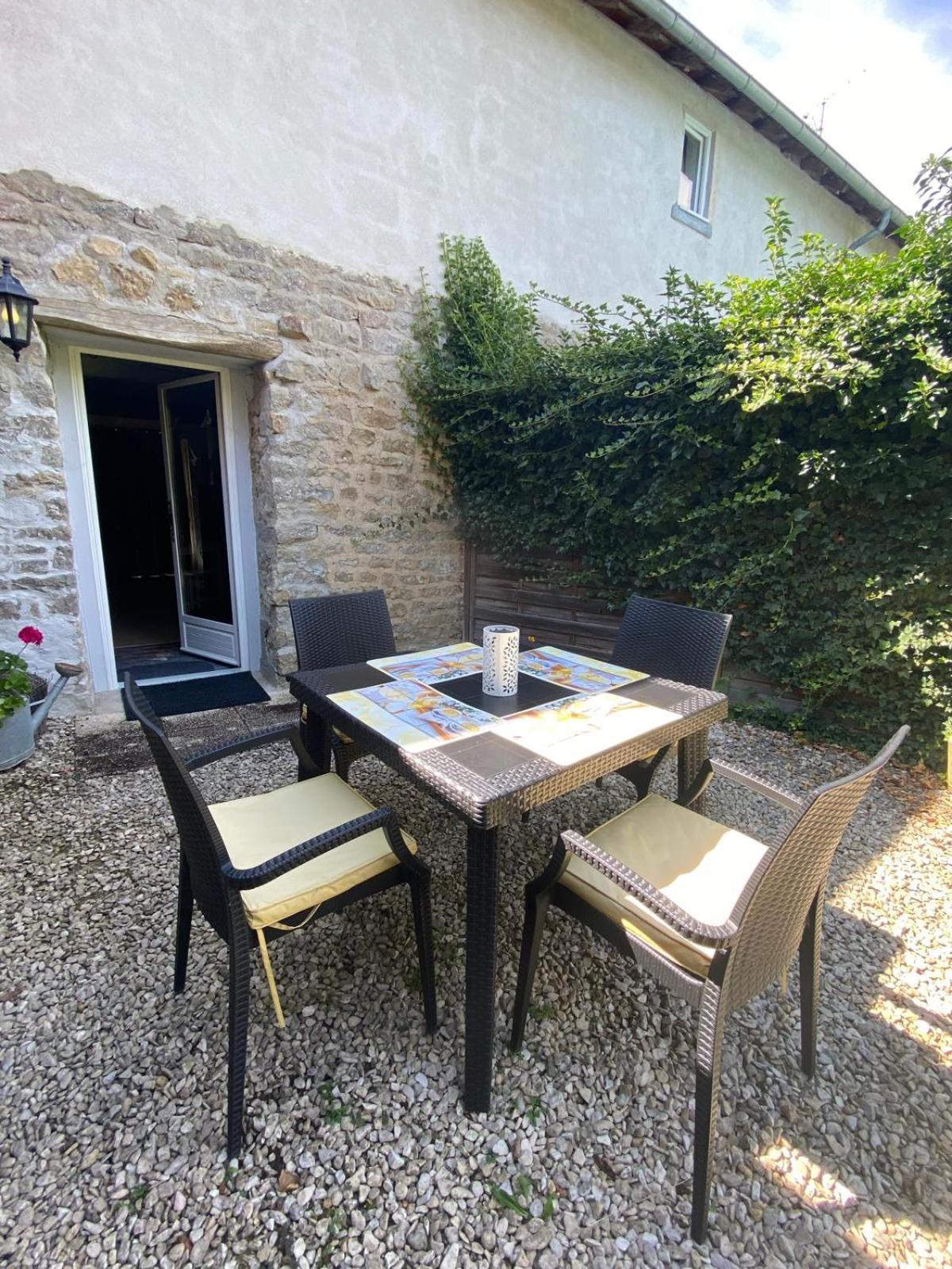 Maison De L'Etang Essey Bagian luar foto